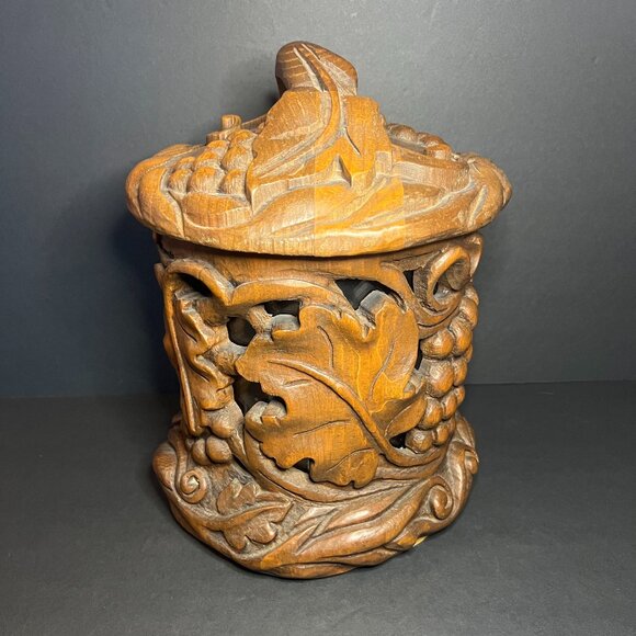 Beautiful Vintage Large Hand Carved Wooden Grape Vine Cutout Container Bin w Lid - Picture 5 of 9